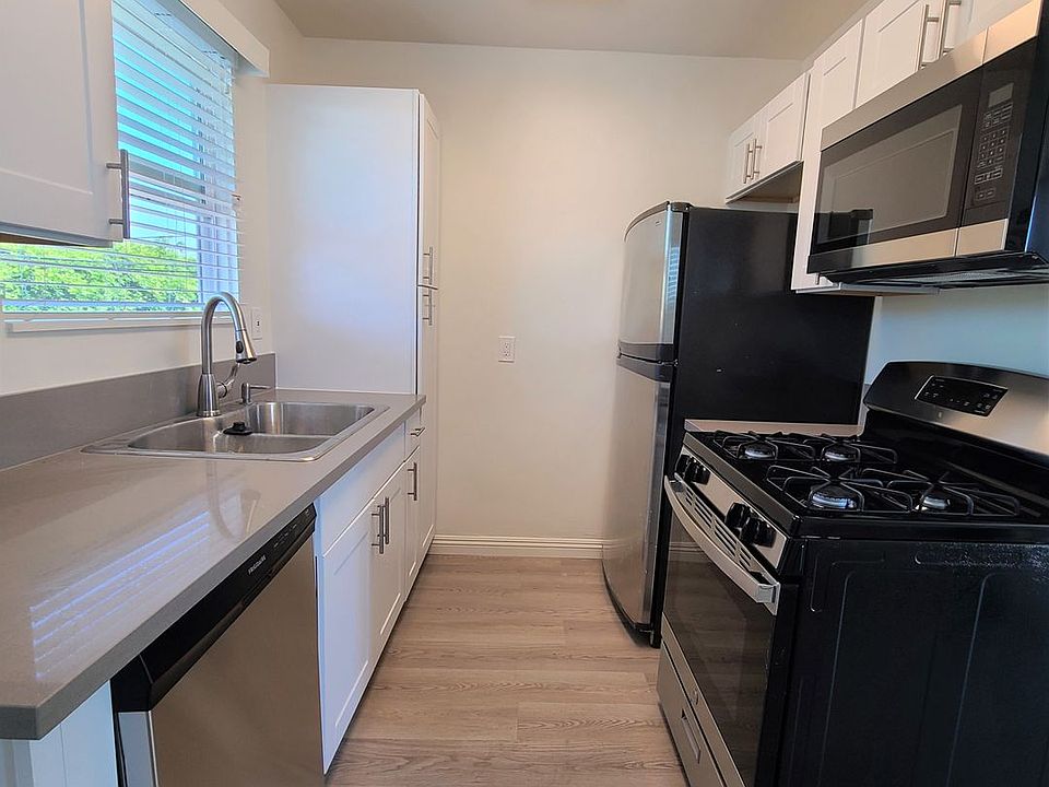 1st image of 7027 Fulton Ave APT 6