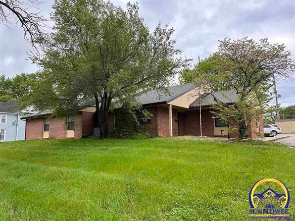 925 Pennsylvania Ave, Holton, KS 66436