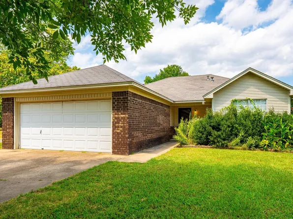 2608 College Ave, Conway, AR 72034