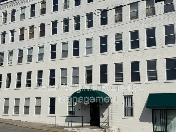 104 N 8th St APT 302, Princeton, WV 24740
