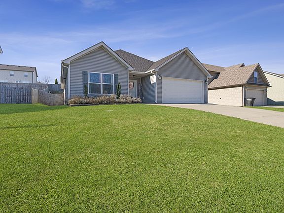 4th image of 1379 Freedom Dr