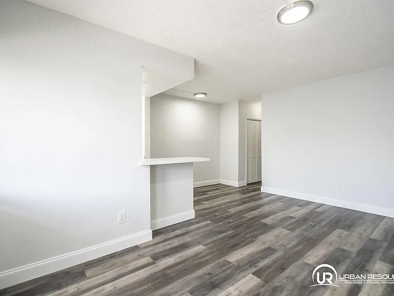6650 Miller Dr #19 — Photo 9