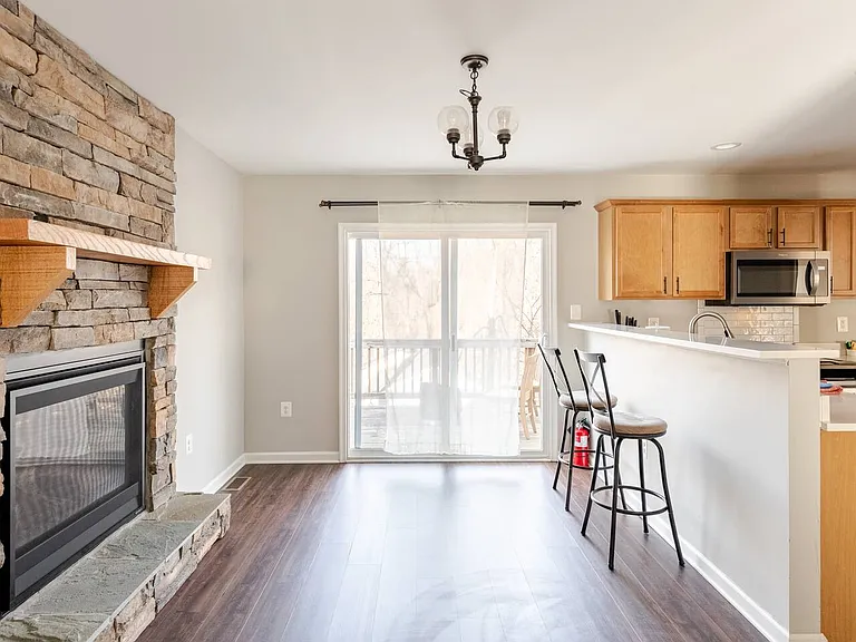 301 Rollason Dr — Photo 13