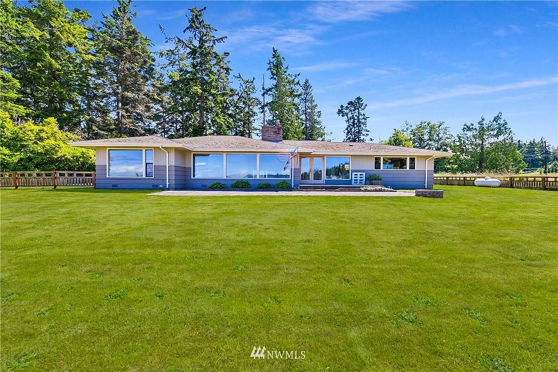 Oak Harbor, WA 98277