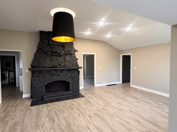 38466 N Drexel Blvd Unit 1, Antioch, IL 60002