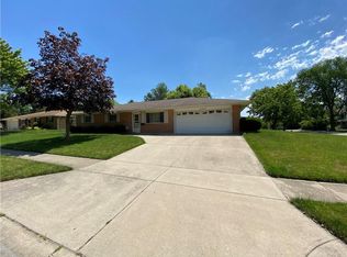 6000 Woodville Dr, Dayton, OH 45414