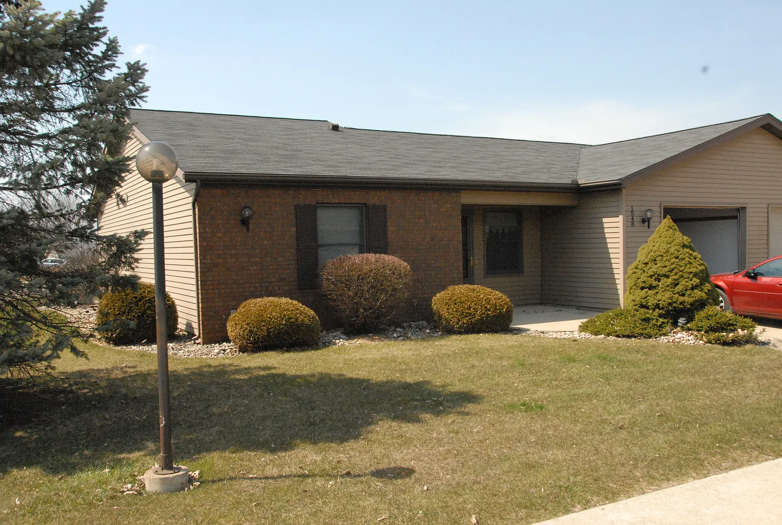 1548 E Kammerer Rd photo 1