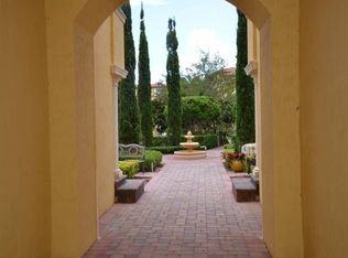 250 NE 69th Cir, Boca Raton, FL 33487