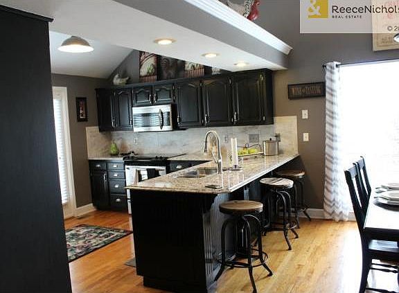5th image of 1604 SW Twincreek Pl