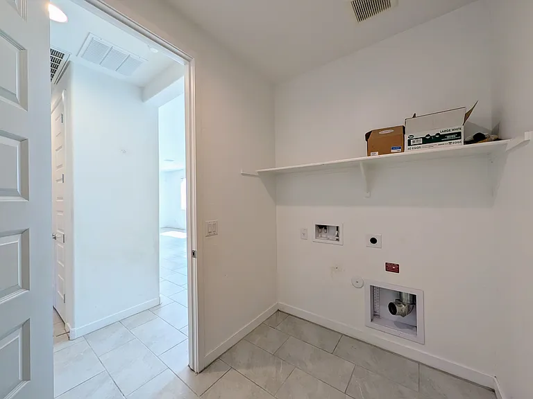 9509 W Sells Dr — Photo 52