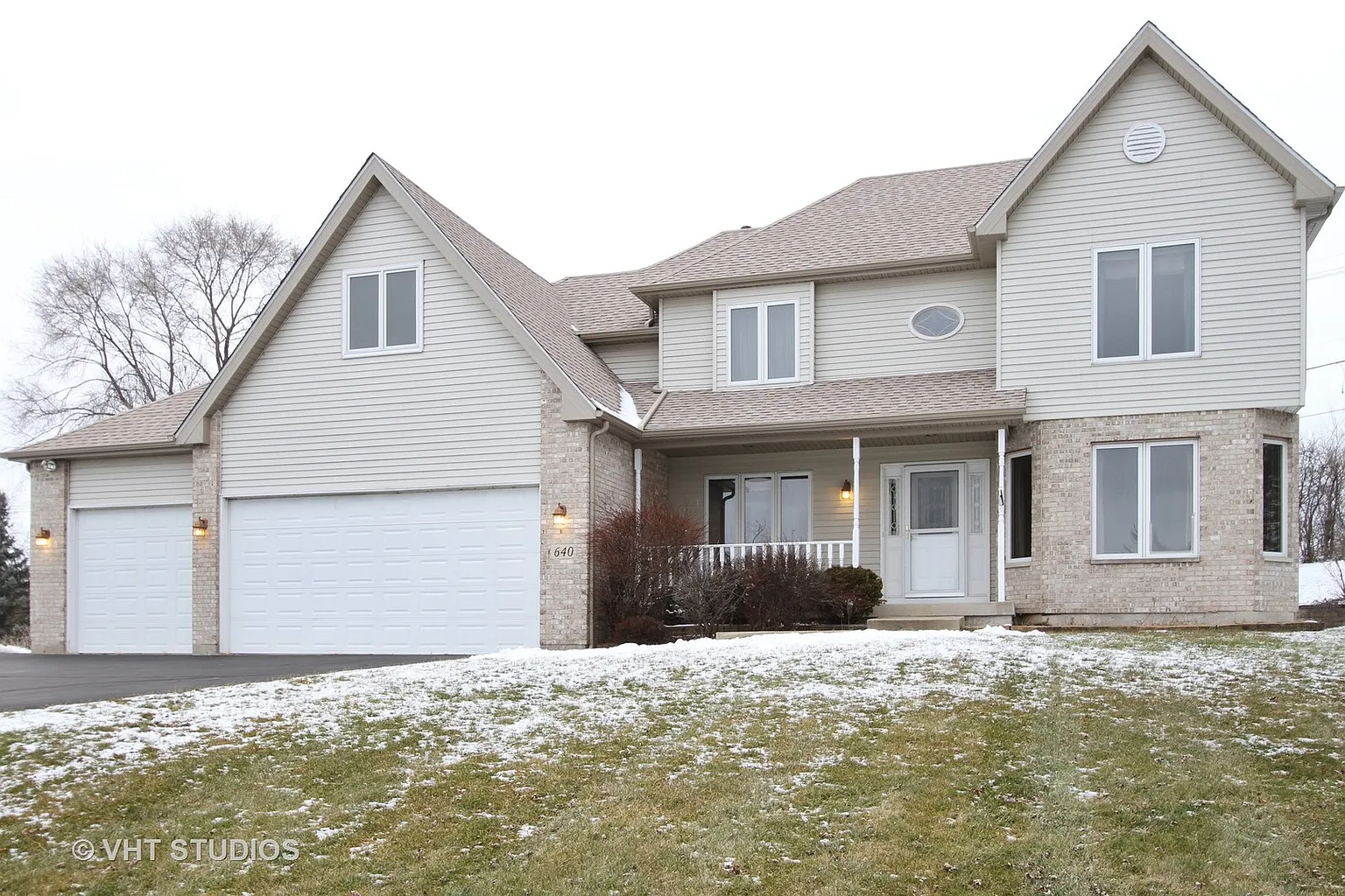 640 Grand Meadow Ln photo 1