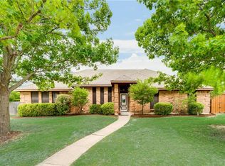 6511 Coral Ln, Sachse, TX 75048