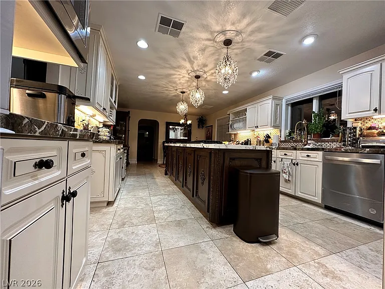 7258 Loma Alta Cir — Photo 28