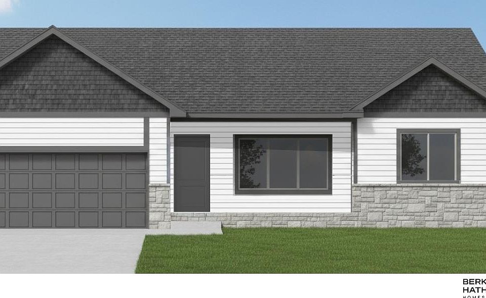 1st image of 1245 S 14th Cir