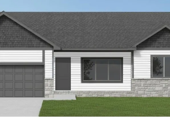 1245 S 14th Cir, Blair, NE 68008