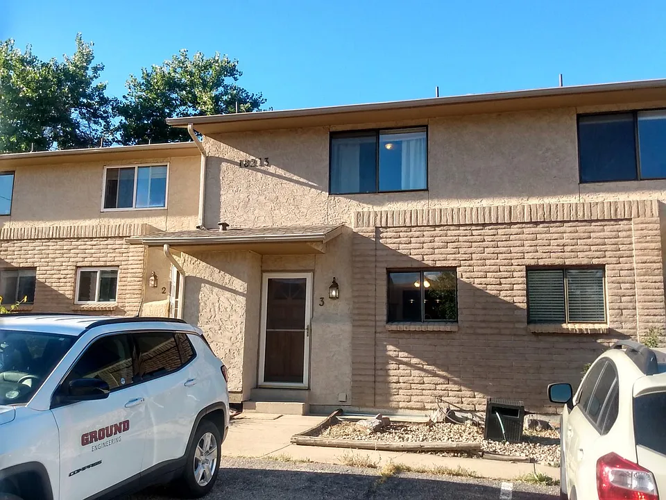 18213 W 3rd Ave #3