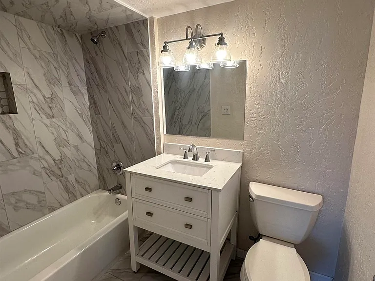 4103 Berwick Dr — Photo 16