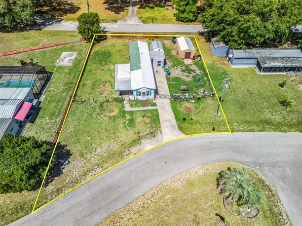 10114 SE 24th St, Webster, FL 33597
