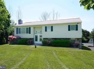 1232-34 Kristy Ct, Pottstown, PA 19464