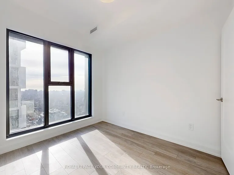 20 Soudan Ave #2504 — Photo 18