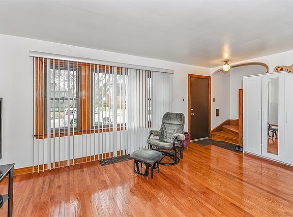 2nd image of 10724 S Avenue N