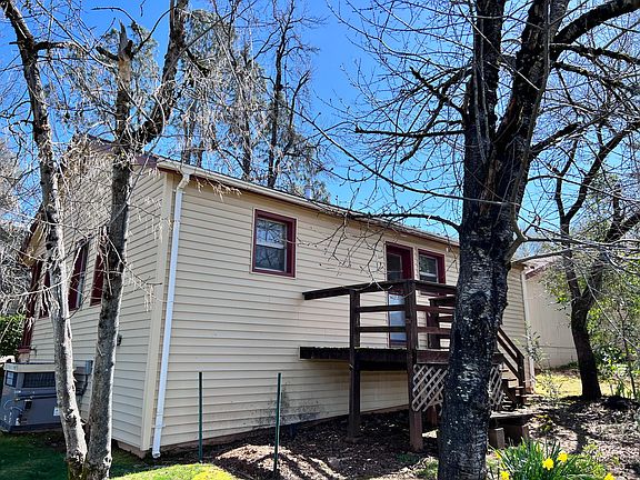 3rd image of 173 Apple Ln