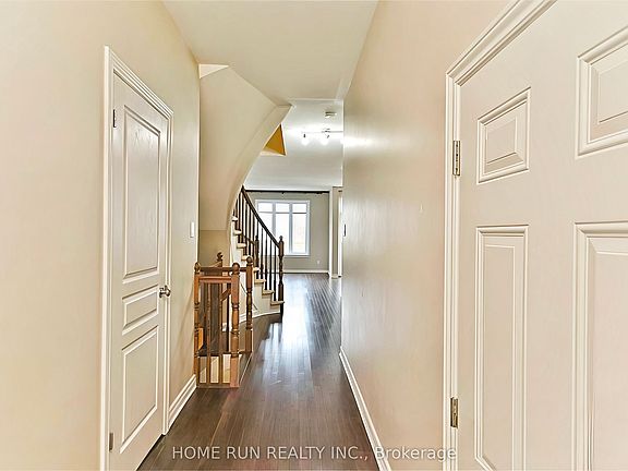3rd image of 270 Jersey Tea Cir