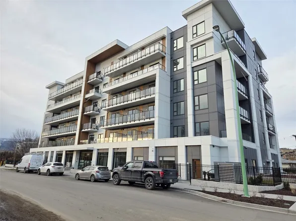 1380 Pridham Ave #213, Kelowna, BC V1Y 6B3