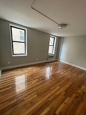 2nd image of 490 New York Ave APT 3B