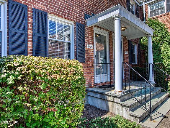 2nd image of 265 Bridge St #265