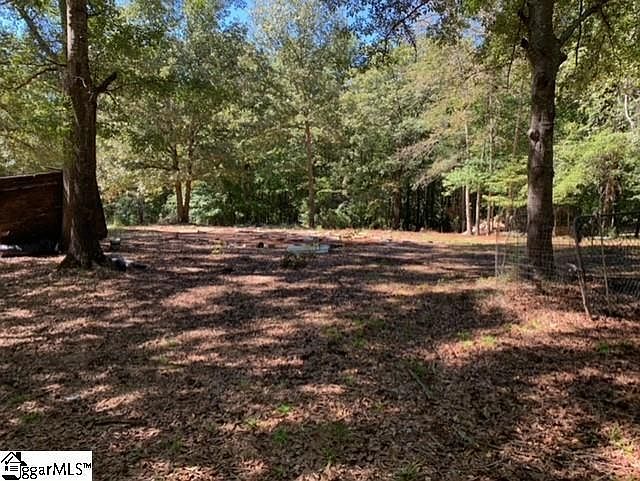 2nd image of 50 Cody Ln