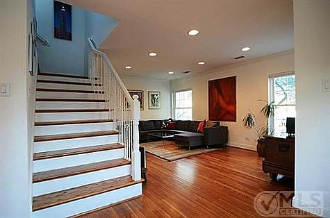 3rd image of 7210 La Vista Dr