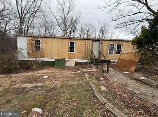 724 Western Ln, Front Royal, VA