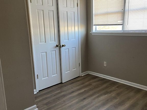 3rd image of 100 Marr Dr APT 35