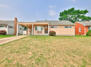 885 Kingston Dr, Hamilton, OH