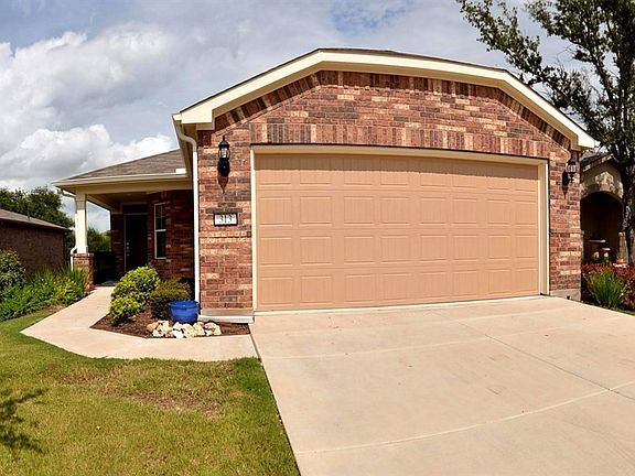 4th image of 313 Salado Creek Ln