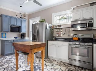 19 Calvert St, Newport, RI 02840