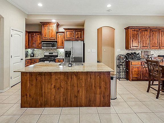 5th image of 4268 Hollow Stone Dr