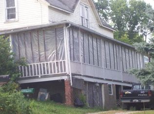 549 Locust St, New Martinsville, WV 26155