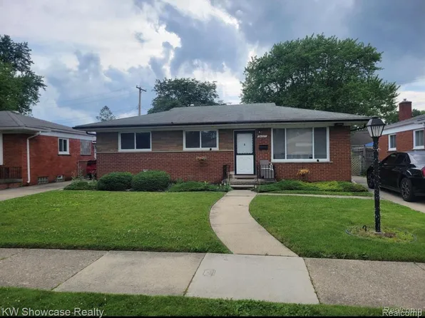 24287 Teppert Ave, Eastpointe, MI 48021