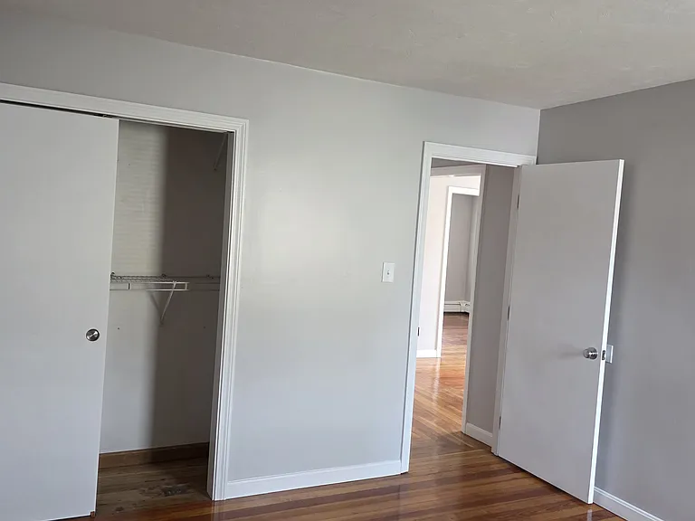 Closet Bedroom 1