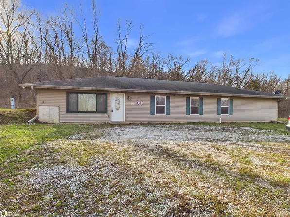 405 Locust St, Montrose, IA 52639