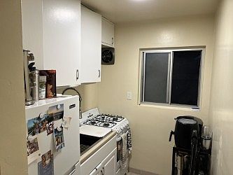 3rd image of 4731 Haines St