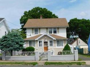 180 Summit St, Bridgeport, CT 06606