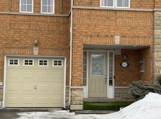 3472 Angel Pass Dr, Mississauga, ON L5M 7N4