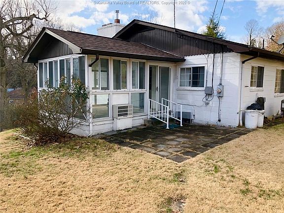 2nd image of 1712 Dudley Dr