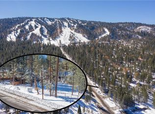 570 Summit Blvd, Big Bear Lake, CA 92315