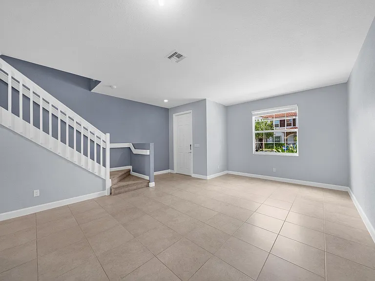 5271 Ashley River Rd — Photo 9