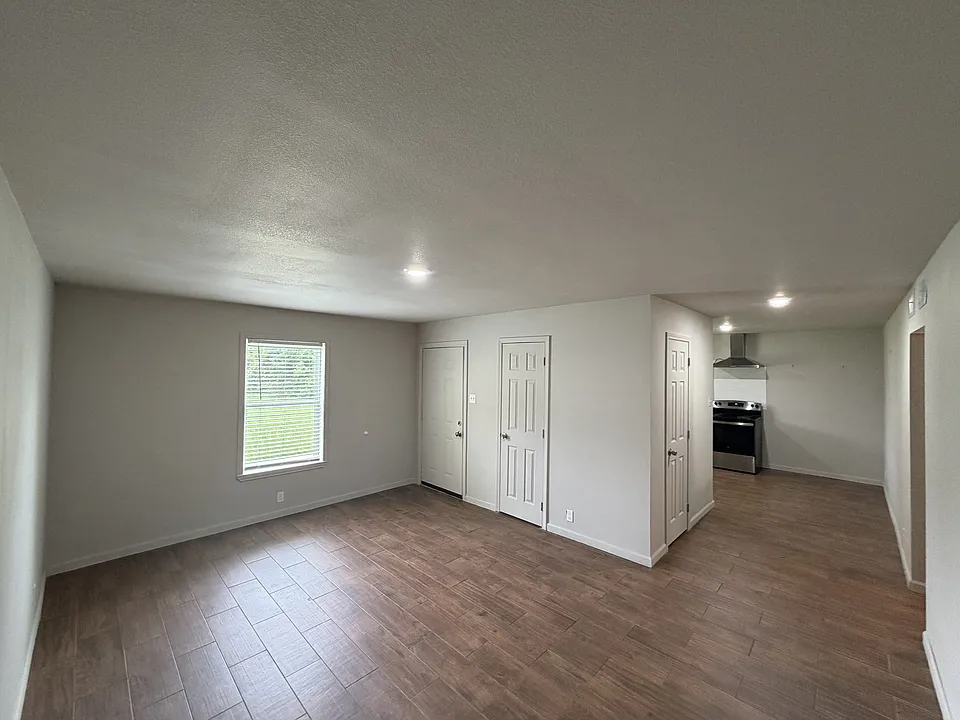 1571 Texas Ave #2