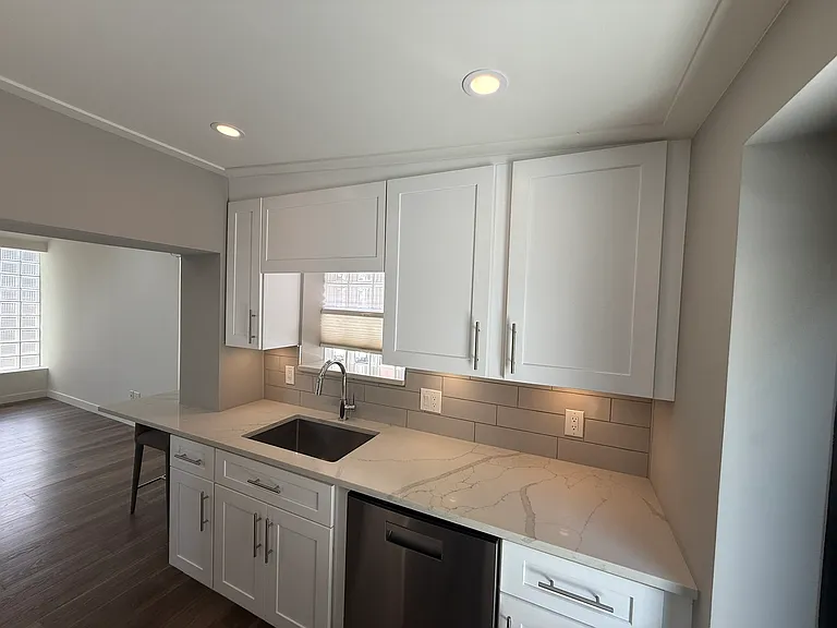 1157 Josephine St — Photo 12